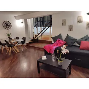 https://epee-pied-a-terre-nel-cuore-di-palermo.sicilyhotelsitaly.net